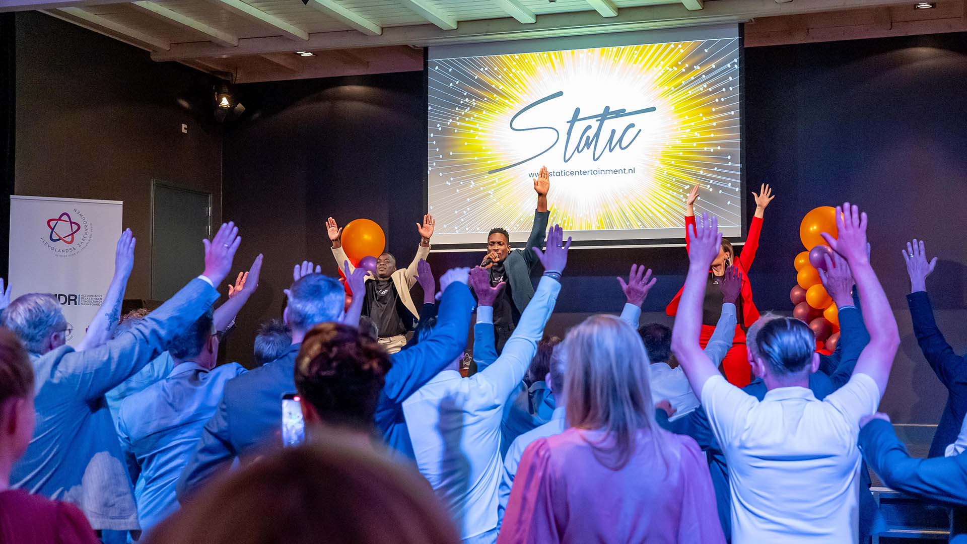 Static-In-Motion_Bedrijven_Events_Dansworkshops_1920x1080_001